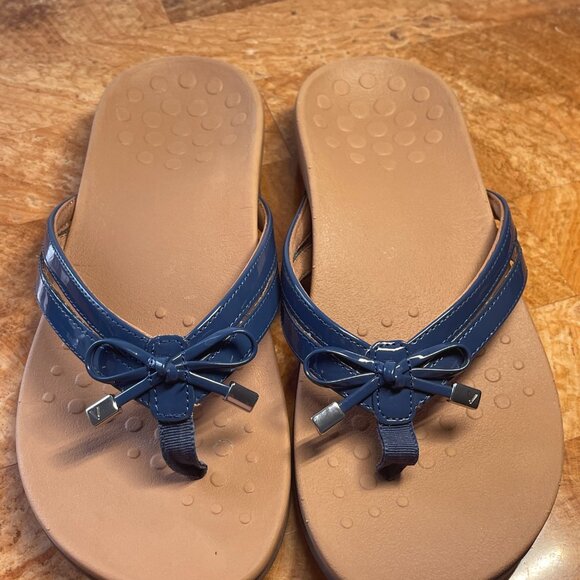 Vionic - Rest Bella X Flip Flop-Comfotable Toe Posts Sandals  WIDE WIDTH - Picture 4 of 15